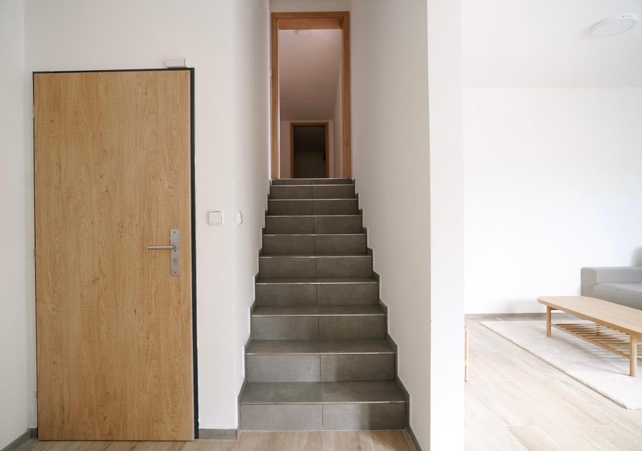The Dante Villa Apartments Πράγα Εξωτερικό φωτογραφία